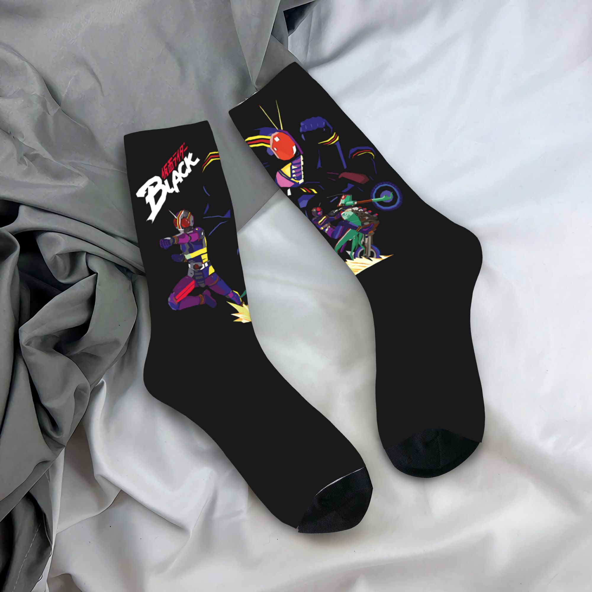 Women'S Shoes For Crews - Kamen Rider Meias médias pretas para