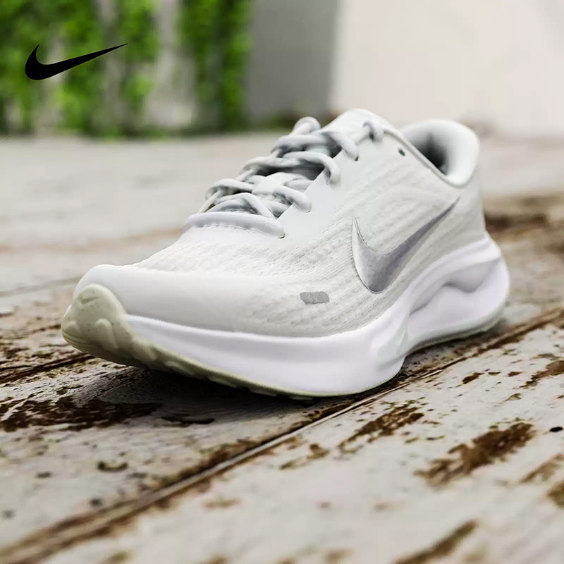 Tênis Esportivo Feminino NIKE  - Women Shoes Zoom avaliação e preço